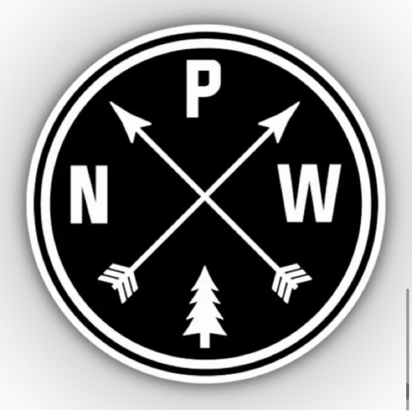 New! Set of 2 AMSCAN INC holiday dishes. BE MERRY - Picture 11 of 11